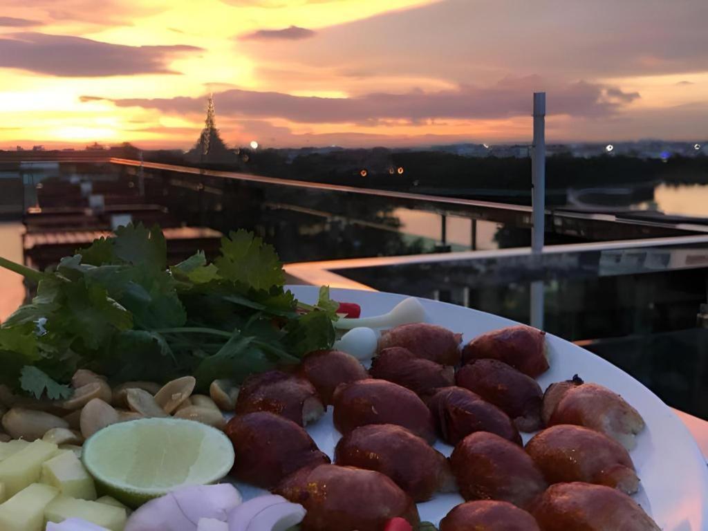 Ingtara Hotel Khon Kaen Exterior photo