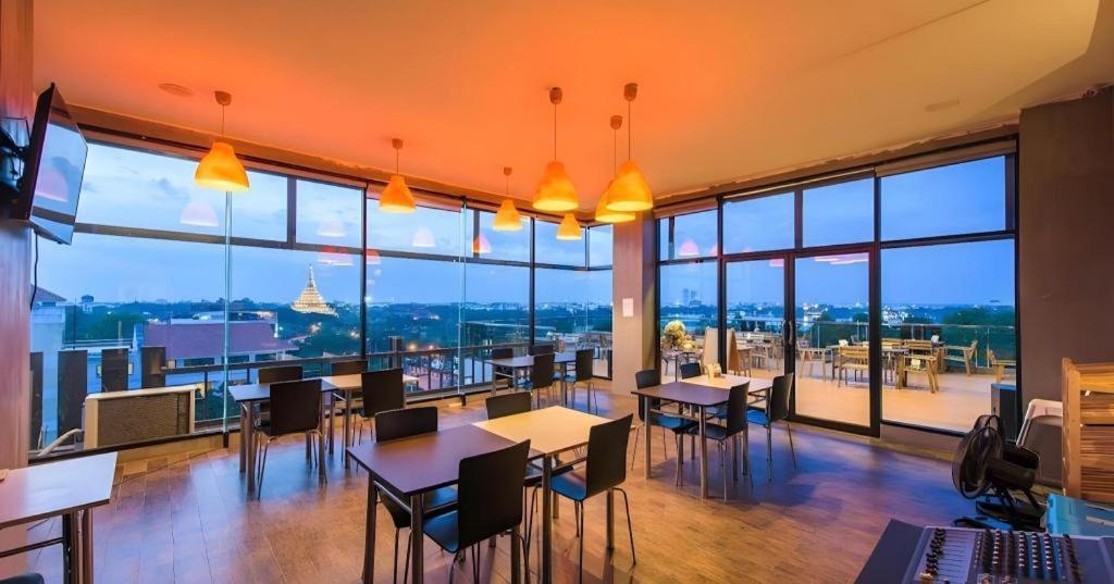 Ingtara Hotel Khon Kaen Exterior photo